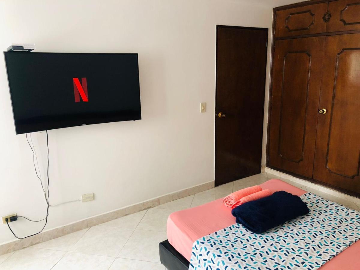Homestay M&n Alojamiento Es En Un Apto *